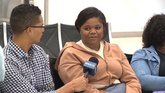 'Two years too long' | Travelers, airport employees in Houston react to end of mask mandate смотреть онлайн