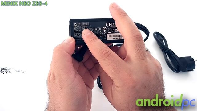 Unboxing: MINIX NEO Z83-4 un nuevo miniPC pasivo compacto смотреть онлайн