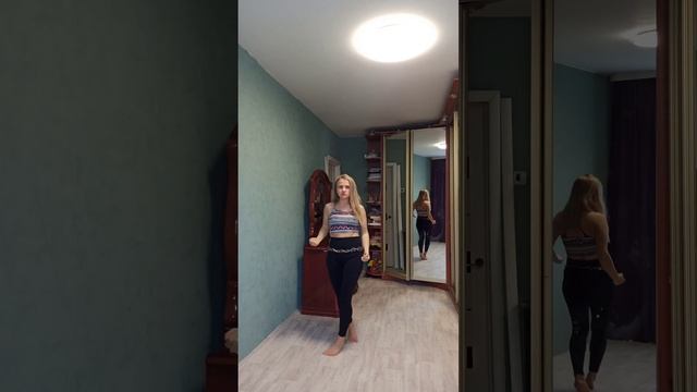 Змеиная пластика ? Восточный танец?♀️ смотреть онлайн