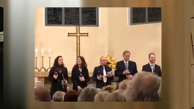 Zsolt Gárdonyi (*1946): Introduktion und Choral für drei Trompeten, Pauken und Orgel смотреть онлайн