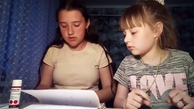 Бумажные сюрпризы (1 часть) колекцыя "чехлы на айфоны" смотреть онлайн