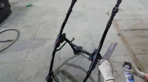 Окраска детской коляски в прежний вид!