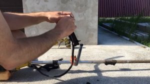 ? Как поменять курок газа в ручке бензо мотокосы триммера быстро и качественно