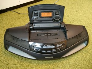 Магнитола Panasonic RX-ED 77 "кобра"