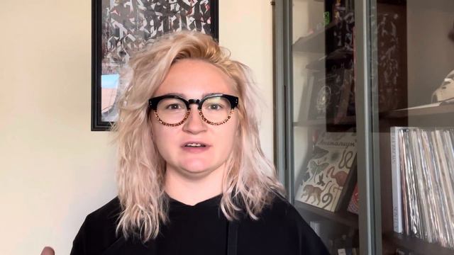 Первое впечатление YSL Caftan смотреть онлайн