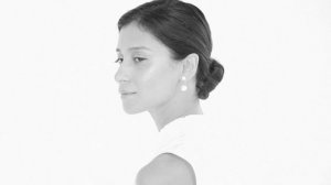 Актриса Равшана Куркова — о семейных секретах красоты и любимой косметике