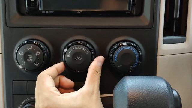 แนะนำการใช้แอร์รถ Toyota Commuter смотреть онлайн