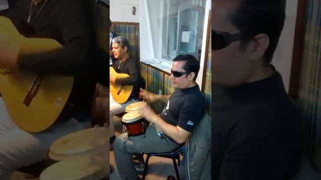 "Ave María" Cris+ Ministerio~con bongo. смотреть онлайн
