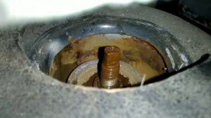 Замена задних амортизаторов Ваз 21099 ??