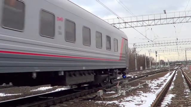 Встреча ЧС2к-889 и ЭД4м-0445 