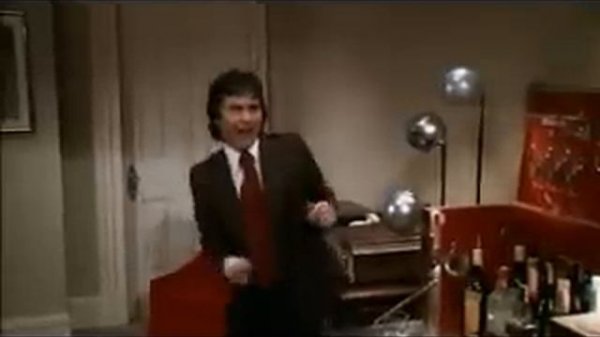 Goldie Hawn & Dudley Moore -- "Foul Play" (1978) - RENT THE DVD!