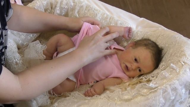 Силиконовая кукла реборн Лина.