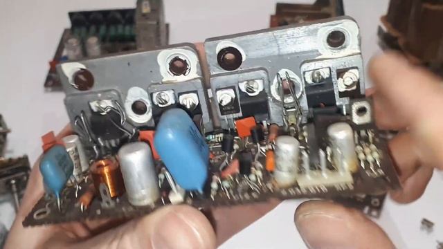 Усилитель СССР на радиодетали. Радиодетали содержащие золото.