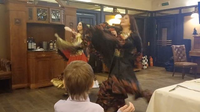 Цыганский танец "Танцуй, девушка" ("Мар, дяндя"). Ансамбль цыганского танца. Выступление на юбилее. смотреть онлайн