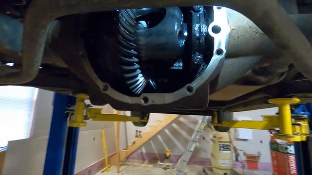 Axle Seal Replacement GMC Yukon GMT 900