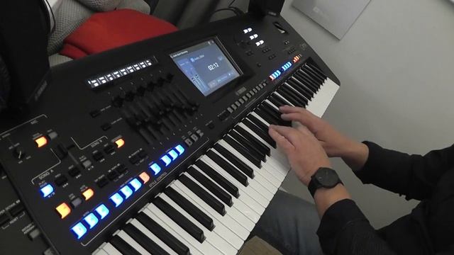 IN-GRID " Tu Es Foutu " cover Yamaha Genos смотреть онлайн