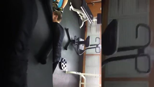 Большой Броо. Студенты. Планка смотреть онлайн