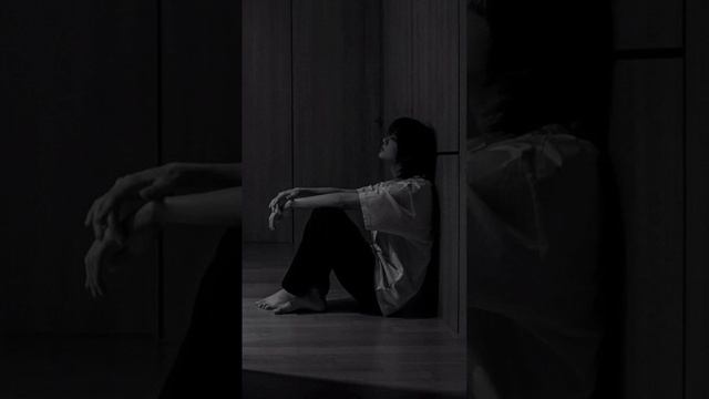 грустные песни про любовь/sad Playlist/песни чтобы плакать??