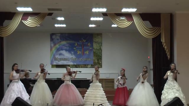 981 Ансамбль скрипачей Калейдоскоп Шаплин Галоп смотреть онлайн