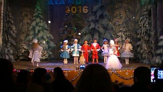 Мисс Снегурочка и Мистер Дед Мороз 2016 снегурочка 6-7 лет смотреть онлайн