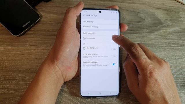 Galaxy S20/S20+: How to Enable/Disable Push Messages смотреть онлайн