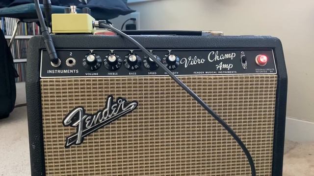 1965 Fender Vibro Champ смотреть онлайн