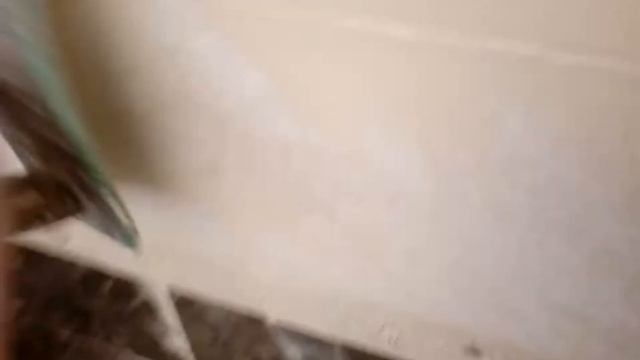 Простой и быстрый способ затирки швов после укладки смотреть онлайн