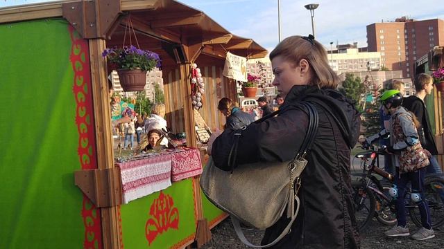 Славянская ярмарка. СПб. смотреть онлайн