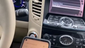 Infiniti QX70. Bluetooth for Music and Phonecalls
