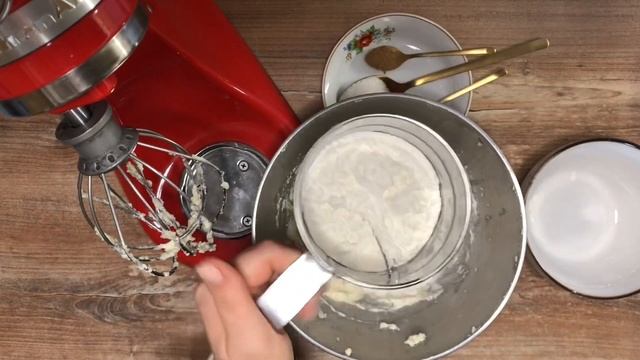 Пироги с ежевикой и маскарпоне