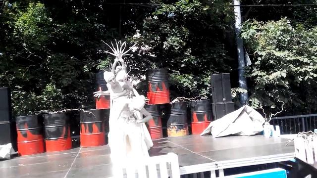 Вампиры или кто? Необычная постановка. смотреть онлайн