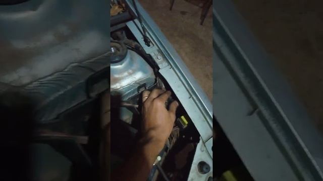 RENAULT CLIO 1.0 16V ANO 2001 DA A PARTIDA MAS NÃO PEGA!? смотреть онлайн