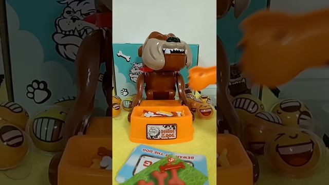 CARD GAMES (BEWARE OF THE DOG) v#2 #short #game #games #fun смотреть онлайн