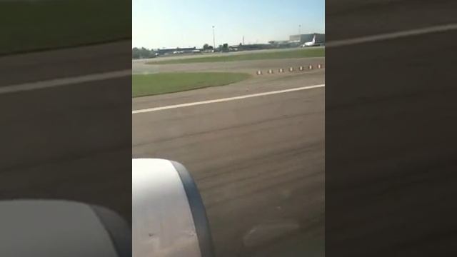 Atterraggio / Volo Riga - Bergamo Orio al Serio смотреть онлайн