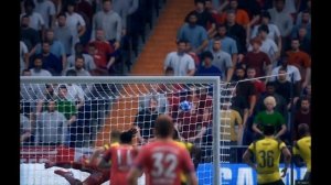 Как бить штрафные удары в FIFA 19 | How to score the free-kicks in FIFA 19 [ Обучение ]