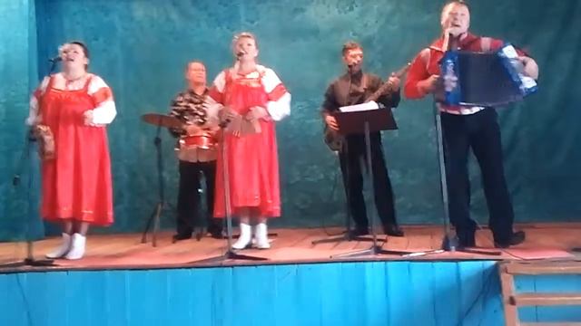 Пусть играет русская гормонь у нас в селе Георгиево все кто были остались довольны(1) смотреть онлайн