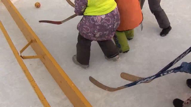 Хоккей в валенках смотреть онлайн