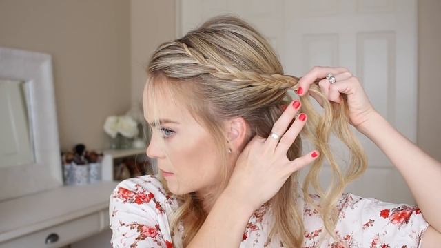 Lace Braid Homecoming Updo | Missy Sue смотреть онлайн