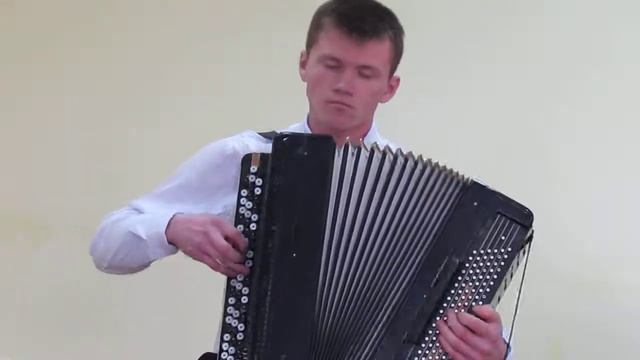 играет андриян петров смотреть онлайн