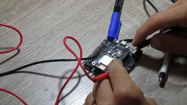 NODEMCU BASE ESP8266 TESTING DIY BREADBOARD LOLIN BASE part 1