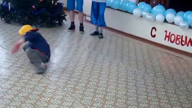 Пацанчик отжигает смотреть онлайн