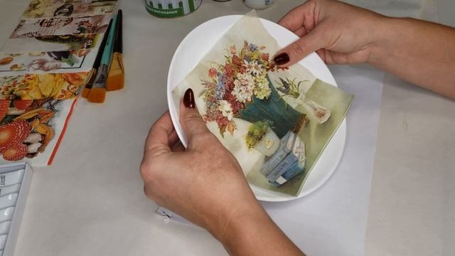 ДЕКУПАЖ С НУЛЯ |Урок 4| Как наклеить салфетку в технике декупаж? | 5 способов нанести салфетку смотреть онлайн