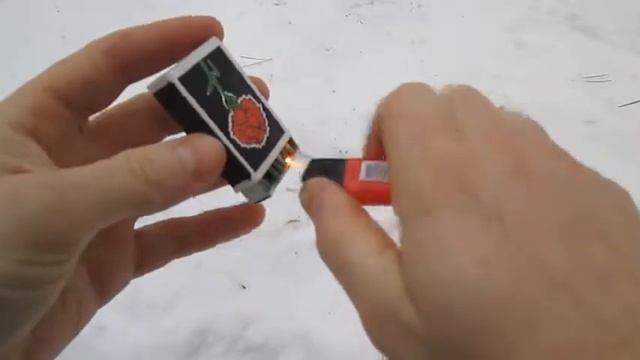 10 ЛАЙФХАКОВ С ПЕТАРДАМИ  ЛАЙФХАКИ C НОВЫМ ГОДОМ 2018