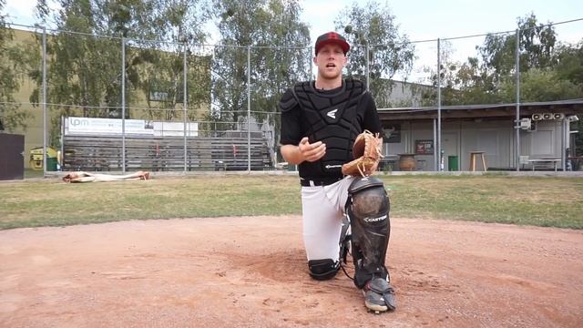 Baseball Catcher Blocking Drills смотреть онлайн