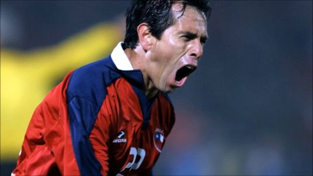 Luis Fuentes: "Los jugadores saben que contra Colo Colo es un clásico" смотреть онлайн