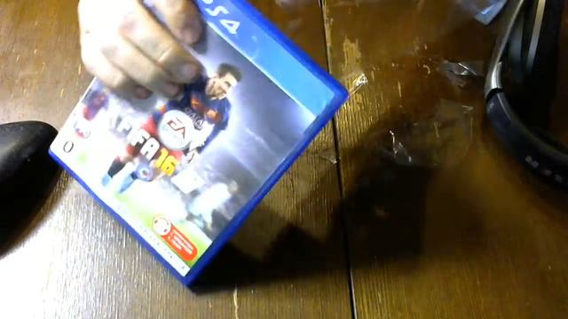 Распаковка FIFA 16 для PlayStation 4. смотреть онлайн