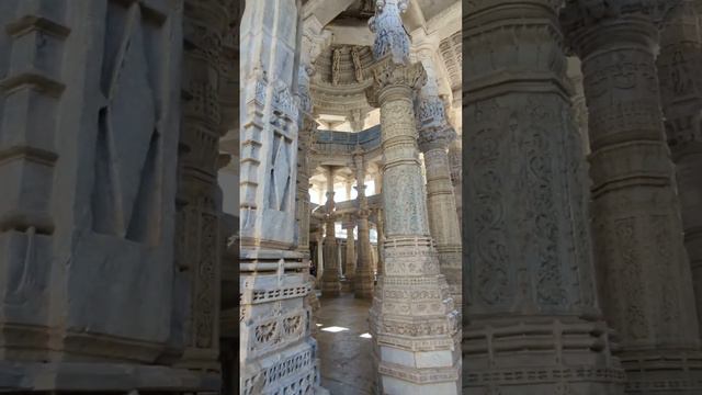 The Chaturmukha Jain Temple of RANAKPUR Tirtha смотреть онлайн