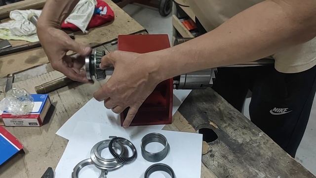 202307 Сборка передней бабки токарного станка WM210V ч.16 Первые успехи! смотреть онлайн