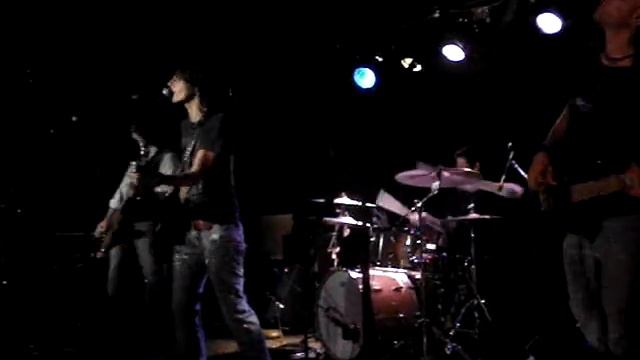 Sarah Bettens - I'm not an addict - Mercury Lounge NYC June смотреть онлайн