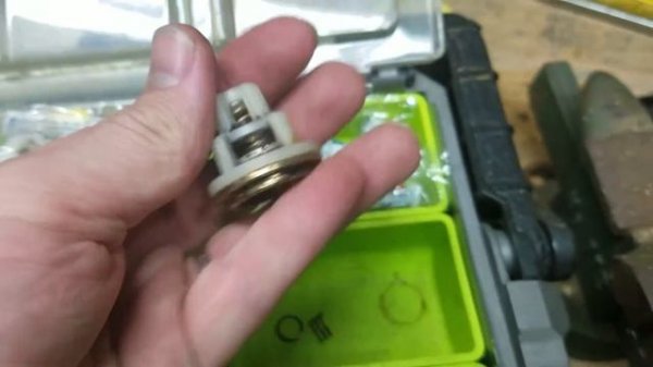 Comet triplex diaphragm pump valve repair